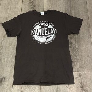 NWOT Vandelay Industries T-Shirt Sz M
